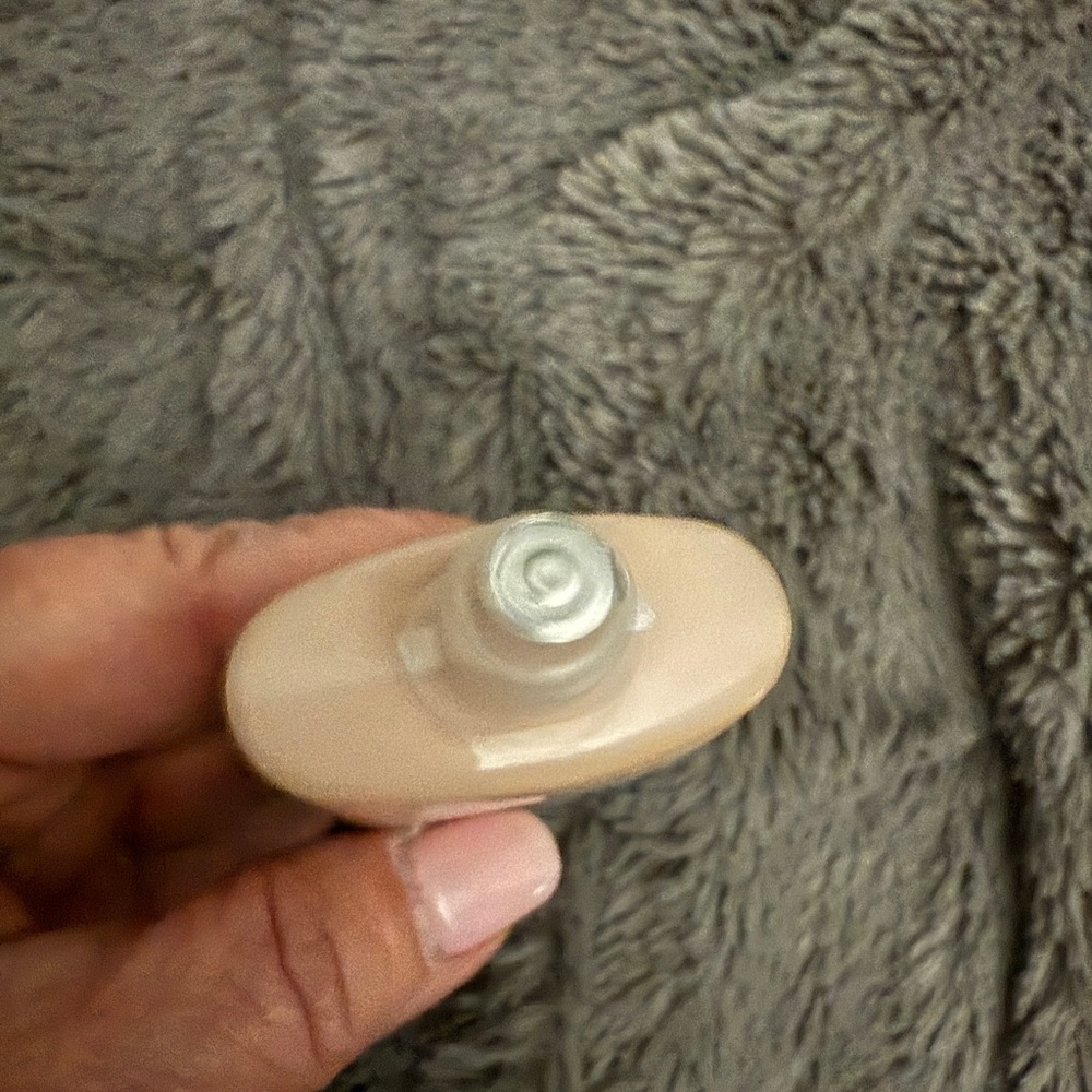 Clinique Even Better Refresh Foundation - CN 29 Bisque - Picture 4 of 5